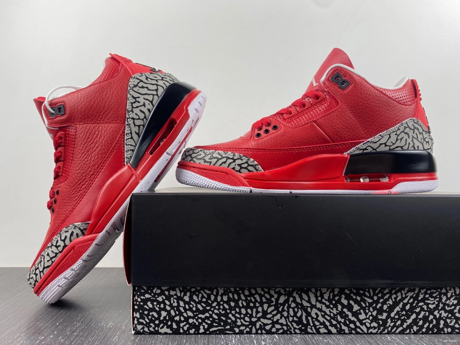 Grateful 3 Retro Jordan - AJ3-770438 Khaled DJ 0427